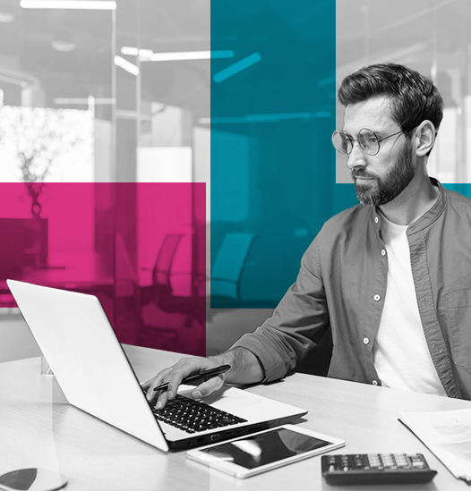 SINGLE-IMAGE_squares-business-employee-with-laptop_may25