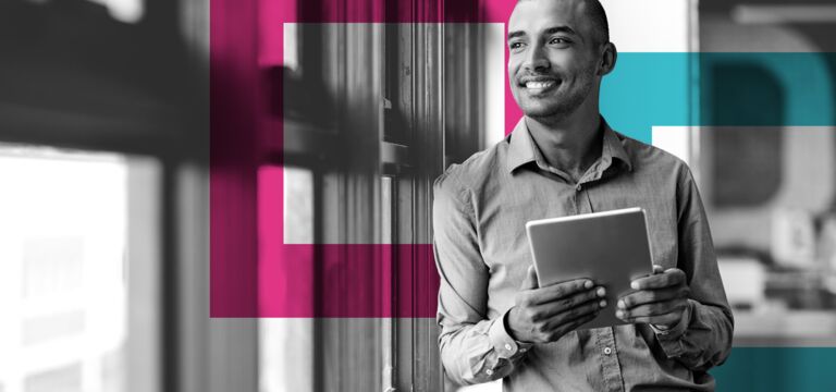 /bynder-asset/bynder:6A53E549-5107-49B4-97A9B8E5089EFB12/Landscape_MD/SINGLE-IMAGE_squares-man-tablet-smiling_apr25.png?1749636630000