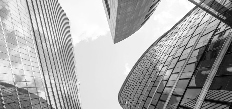 /bynder-asset/bynder:BDC8C208-D8A4-4C89-97E498433CC95FD5/Landscape_LG/SINGLE-IMAGE_city-office-buildings_feb24.png?1749636841000