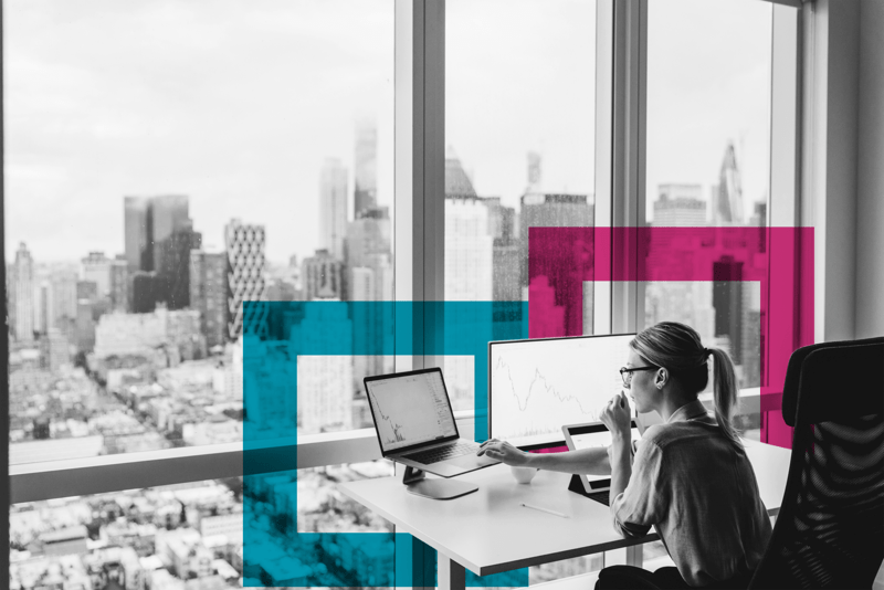 SINGLE-IMAGE_squares-woman-in-computer_may25